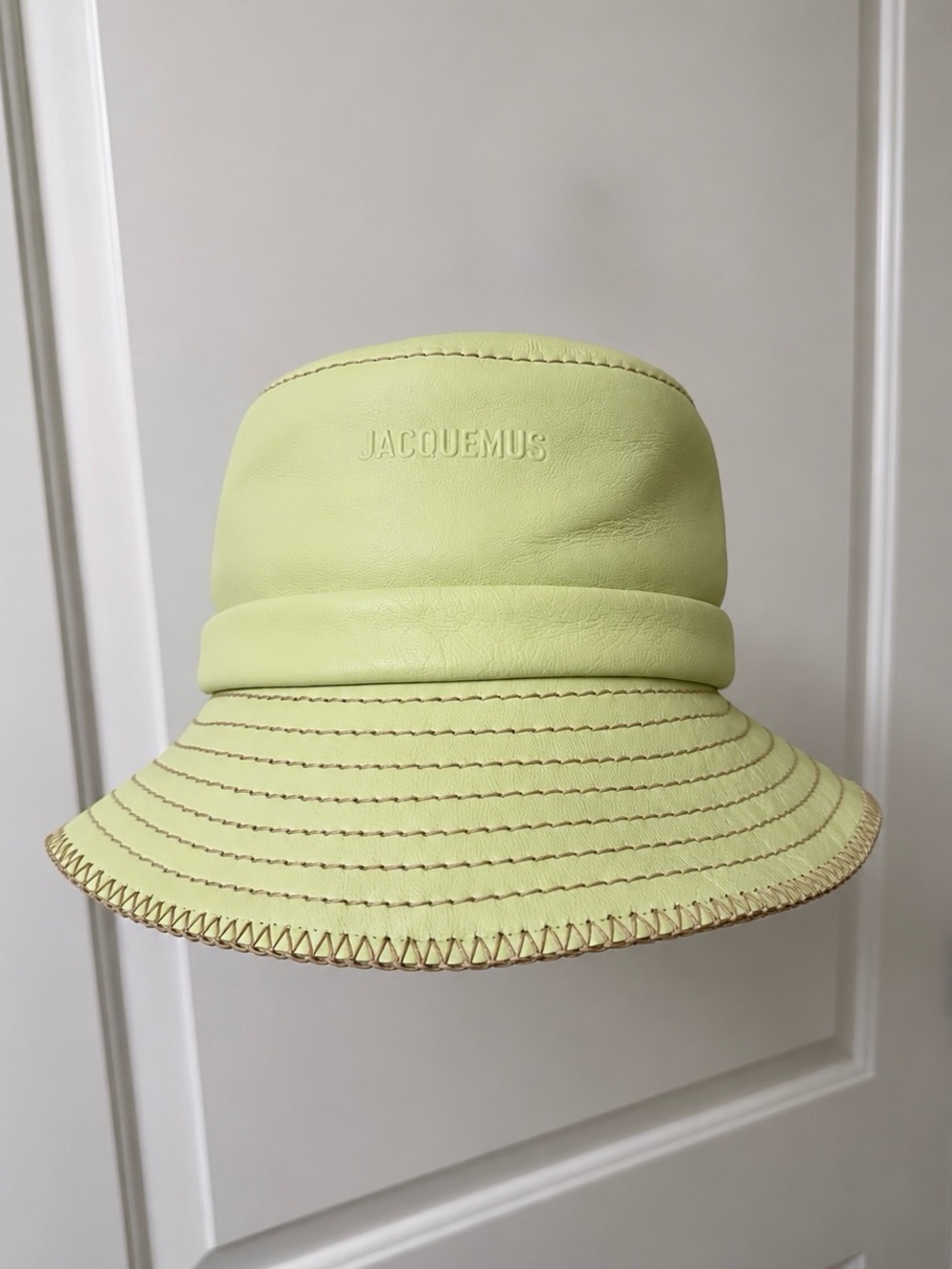 Authentic Jacquemus Le Bob Mentalo Leather Bucket Hat